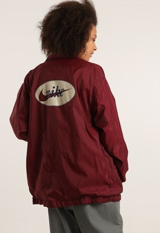 VINTAGE NIKE EMBROIDERED LIGHTWEIGHT COACH JACKET