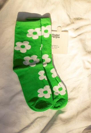 GREEN BOLD FLORAL PRINT SOCKS