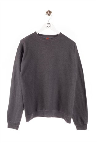 grey hanes sweatshirt