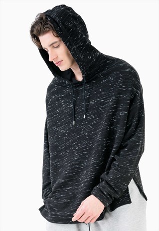 PULLOVER HOODIE IN BLACK WITH SIDE SPLITS