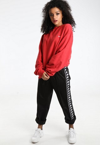 90S NIKE EMBROIDERED LOGO SWEATSHIRT