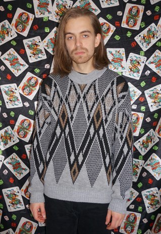 VINTAGE 90'S PATTERNED GREY JUMPER