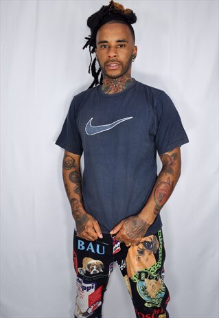 NIKE VINTAGE T SHIRT