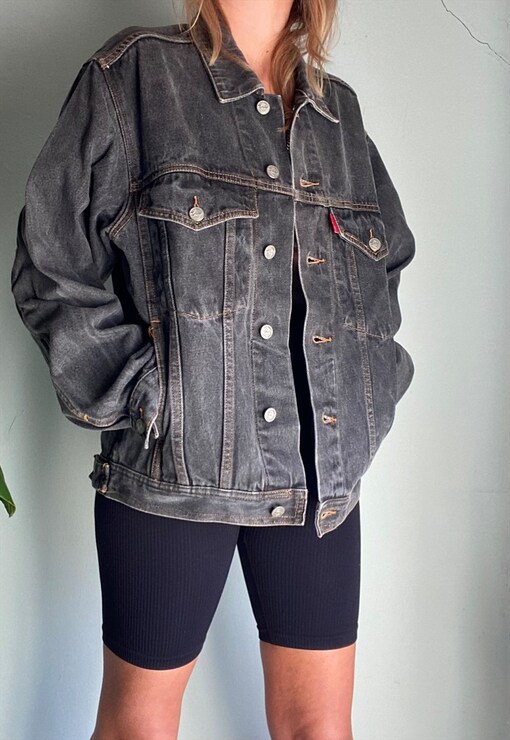 garment image