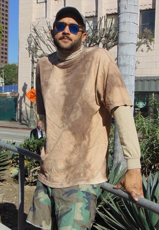 90S MINIMALIST SKATER BLEACHED SHORT SLEEVE TEE LARGE