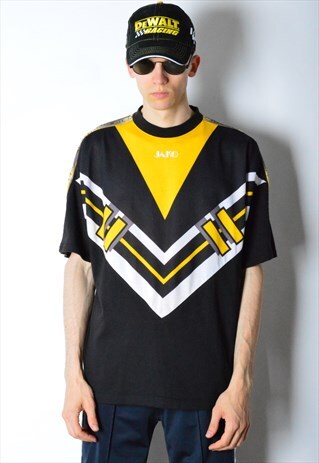 VINTAGE 90S BLACK YELLOW JAKO SPORTS T-SHIRT