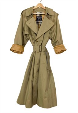 Burberry vintage oversized trench coat with unisex belt. XL