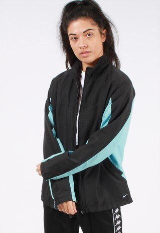VINTAGE NIKE LIGHTWEIGHT OVERSIZED WINDBREAKER JACKET