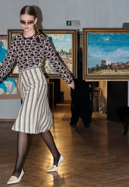 garment image