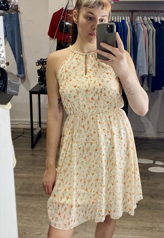VINTAGE INSPIRED DRESS WITH FLORAL PRINT IN CREAM