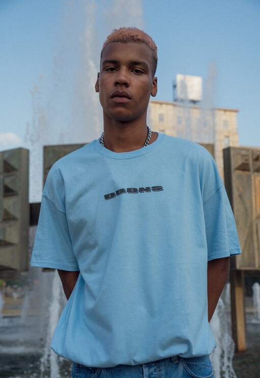 garment image