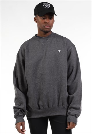 VINTAGE CHAMPION SWEATSHIRT