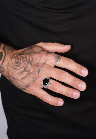 54 FLORAL BLACK CIRCLE SIGNET METAL RING - SILVER