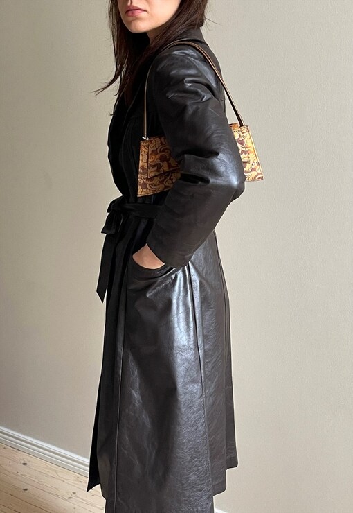 garment image