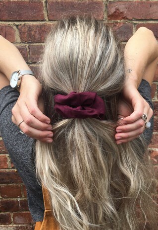 BURGUNDY SCRUNCHIE
