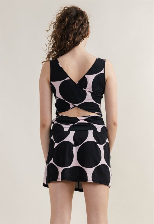 garment image