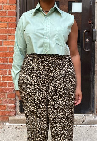 VINTAGE 80S ONE SLEEVE MINT CROP BUTTON DOWN SHIRT (S-L)