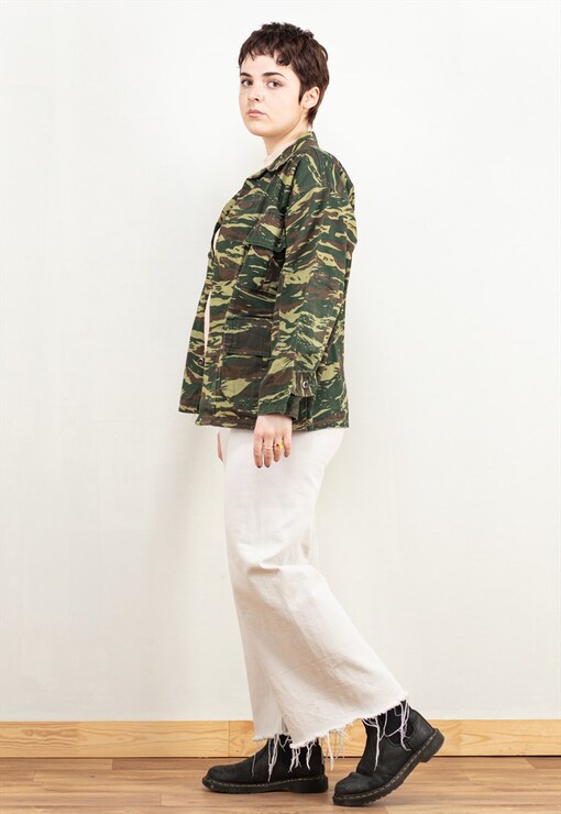 garment image
