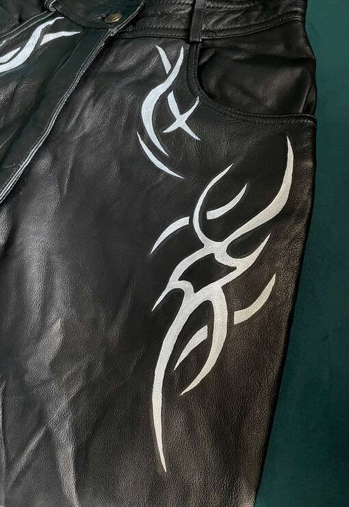 garment image