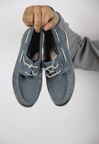 VINTAGE TOMMY HILFIGER BLUE SUEDE SHOES