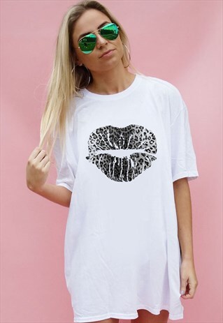 MONOCHROME LEOPARD LIP KISS OVERSIZE TSHIRT DRESS