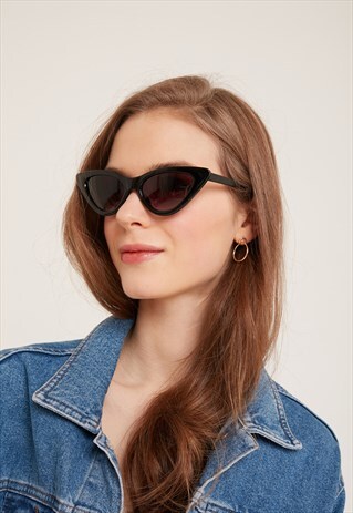 CAT-EYE SUNGLASSES - BLACK