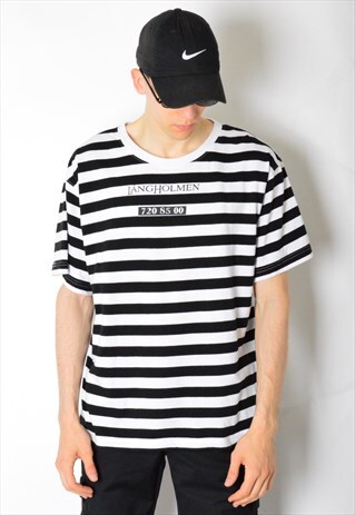 VINTAGE 90S BLACK AND WHITE STRIPED T-SHIRT