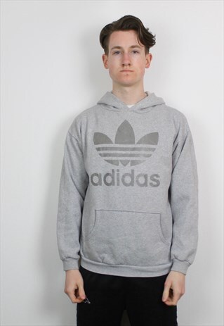VINTAGE ADIDAS HOODIE IN GREY WITH GRAPHIC PRINT TREFOIL