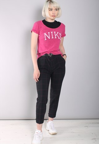 VINTAGE NIKE T-SHIRT