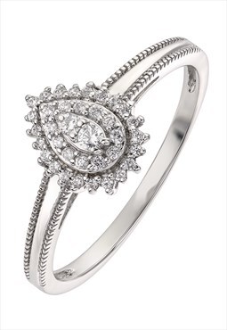 Diamond pear shape cluster ring
