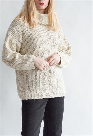 VINTAGE 90S RELAXED FIT HIGH NECK JUMPER IN CREAM
