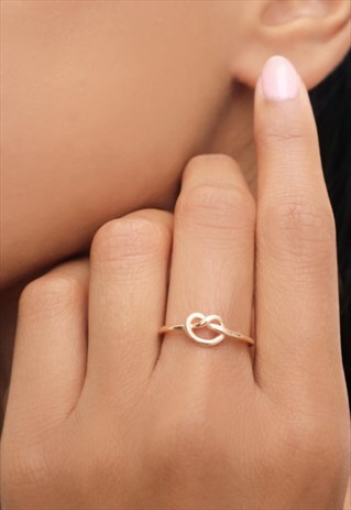 GOLD KNOT RING