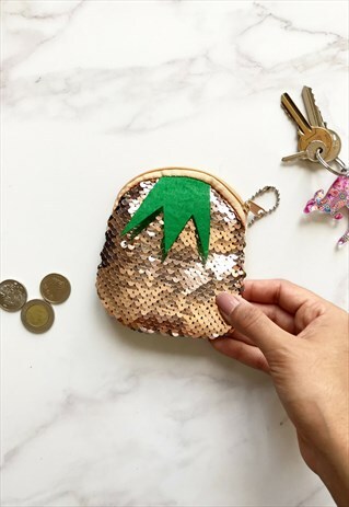 JUHLA PINEAPPLE COIN WALLET CARD HOLDER GOLD SEQUIN FESTIVAL