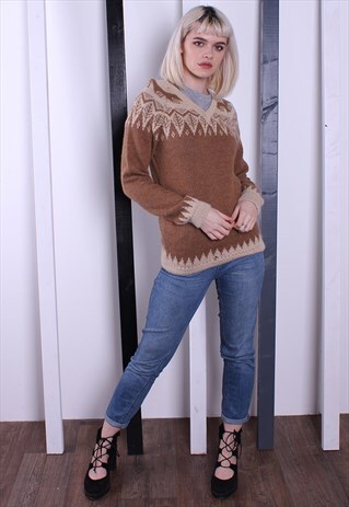 VINTAGE 90S PATTERNED JUMPER. OVERSIZED.