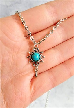Antique Style Turquoise Dew Drop Necklace