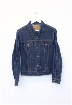 Vintage women's Levi's denim jacket in blue. Best fits XS