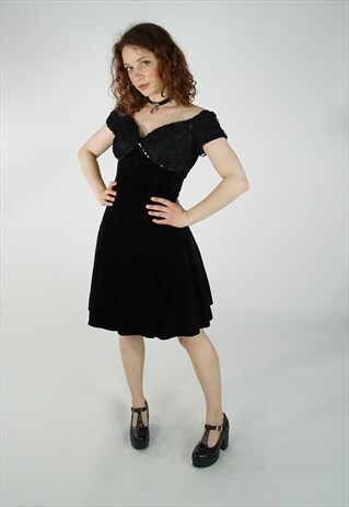 VINTAGE 90S THICK BLACK VELVET GOTH BARDOT DRESS