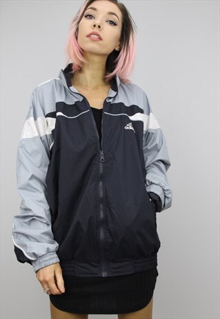 VINTAGE 90S OVERSIZED ADIDAS WINDBREAKER JACKET