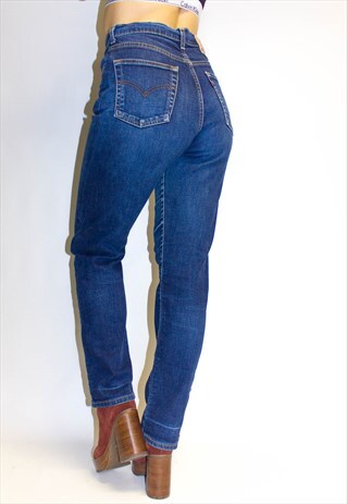 VINTAGE LEVI'S HIGH WAIST STRETCHY FIT JEANS