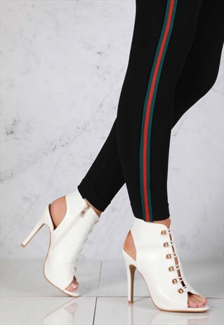 CUT OUT LACE DETAIL ANKLEBOOT IN WHITE