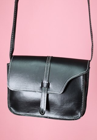 VINTAGE INSPIRED BAG CROSS BODY IN BLACK FAUX LEATHER