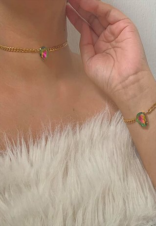 REIGN. GREEN TEARDROP CRYSTAL CHOKER NECKLACE AND BRACELET