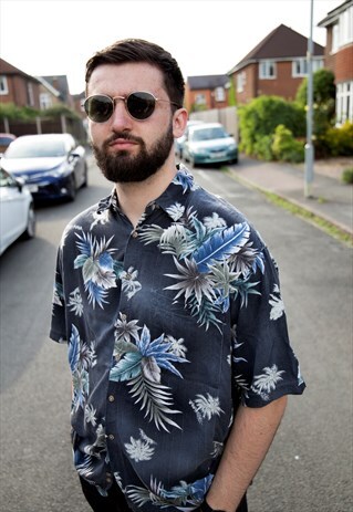 VINTAGE HAWAIIAN SHIRT