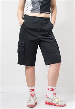 Vintage Cargo shorts in black denim baggy