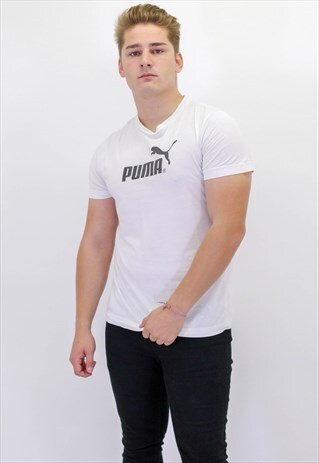 VINTAGE PUMA T-SHIRT IN WHITE