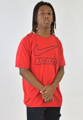 VINTAGE 90S RED NIKE CREW NECK T SHIRT