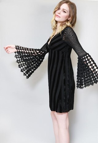 VINTAGE 1960'S BLACK CROCHET FLARE SLEEVED VELVET MINI DRESS