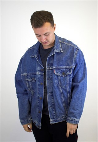 VINTAGE LEVI'S DENIM JACKET.