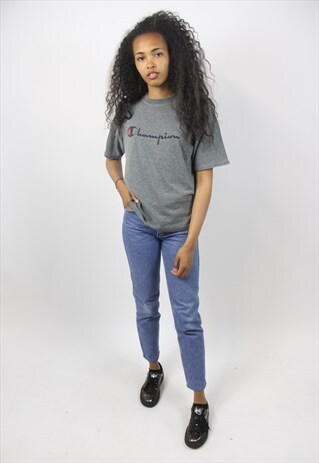 VINTAGE CHAMPION T-SHIRT