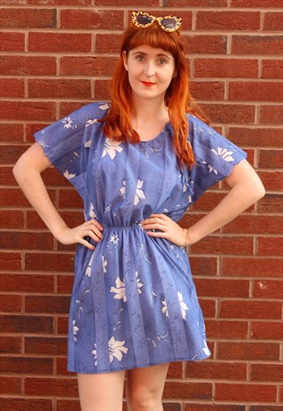VINTAGE 80S MINI DRESS BLUE & WHITE STRIPED FLORAL PRINT